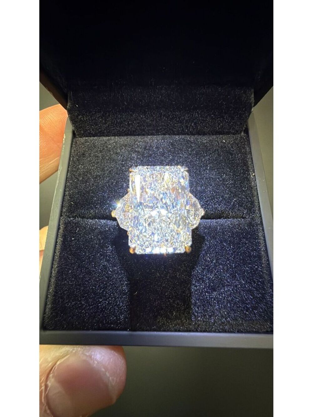 10.09 Carat Center Lab Diamond Ring Size 7.5